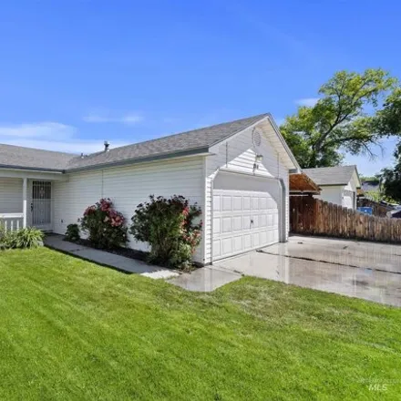 Buy this 3 bed house on 236 Elmore Avenue in Nampa, ID 83651