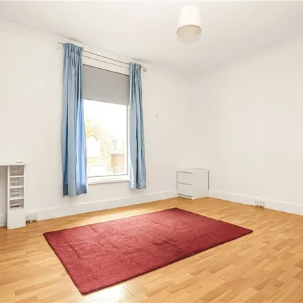 Rent this 3 bed apartment on St. Mark's Road in London, CR4 2JJ