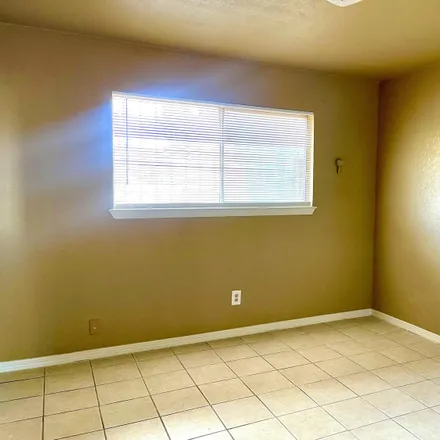 Image 6 - 3304 Menard Lane, El Paso, TX 79936, USA - House for rent