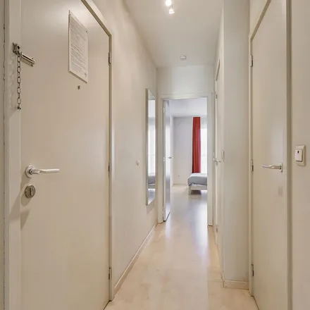 Rent this 1 bed apartment on Avenue de Roodebeek - Roodebeeklaan 76 in 1030 Schaerbeek - Schaarbeek, Belgium
