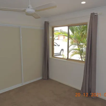 Rent this 3 bed apartment on Ian Avenue in Kawungan QLD 4655, Australia