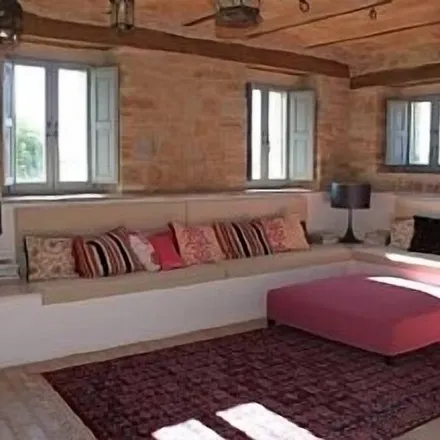 Rent this 6 bed house on Gualdo in Macerata, Italy