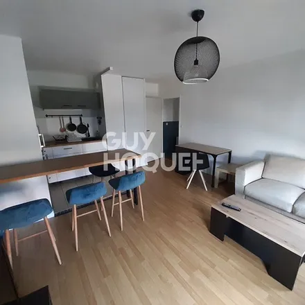 Rent this 1 bed apartment on 25 Rue Edgar Quinet in 62100 Calais, France
