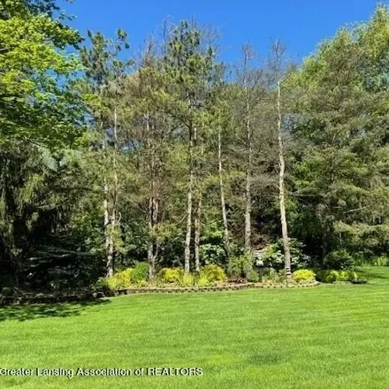 Image 4 - Sunny Meadow Circle, Okemos, MI 48864, USA - House for sale