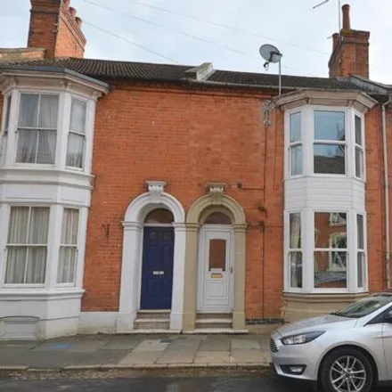 Rent this 4 bed house on Beaconsfield Terrace in Northampton, NN1 3ER