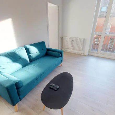 Image 5 - 25 Rue Nain, 59100 Roubaix, France - Apartment for rent