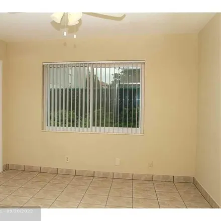 Image 7 - 4813 Northeast 21st Avenue, Coral Ridge Isles, Fort Lauderdale, FL 33308, USA - Duplex for rent