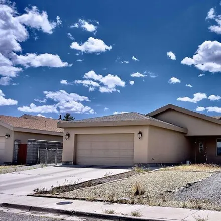 Buy this 3 bed house on 537 Los Pinos Circle in Silver City, NM 88061