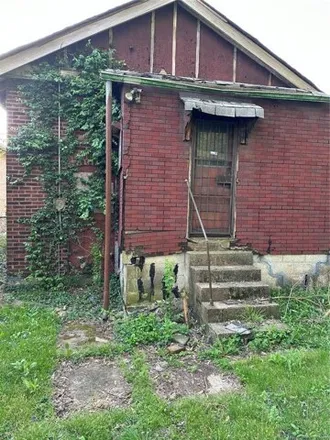 Image 4 - 817 North 23rd Street, East St. Louis, IL 62205, USA - House for sale