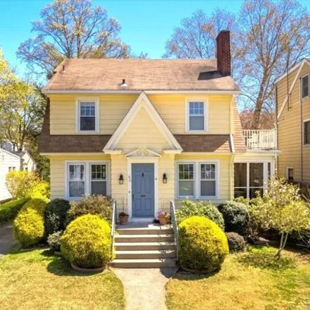 Buy this 3 bed house on 46 Lansdowne Avenue in Hamden, CT 06517