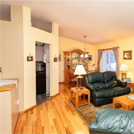 Image 3 - 29763 Broadway Street South, Lindström, MN 55045, USA - House for sale