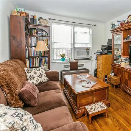 Image 2 - 110-20 71ST AVENUE 514 in Forest Hills - Apartment for sale