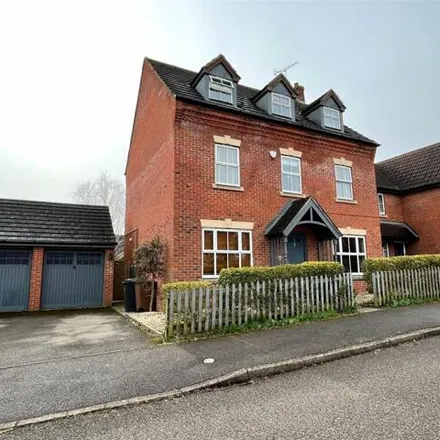 Buy this 5 bed house on Nightingale Close in Daventry, NN11 0GU
