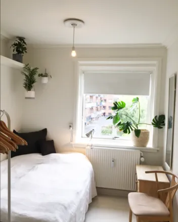 Rent this 1 bed room on Rørsangervej 35 in 2400 København NV, Denmark
