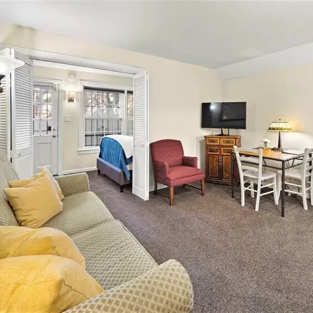 Rent this 1 bed condo on Washington in DC, 20002