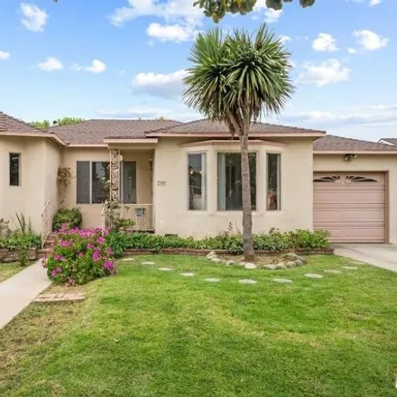 Buy this 3 bed house on 2713 South Westgate Avenue in Los Angeles, CA 90064