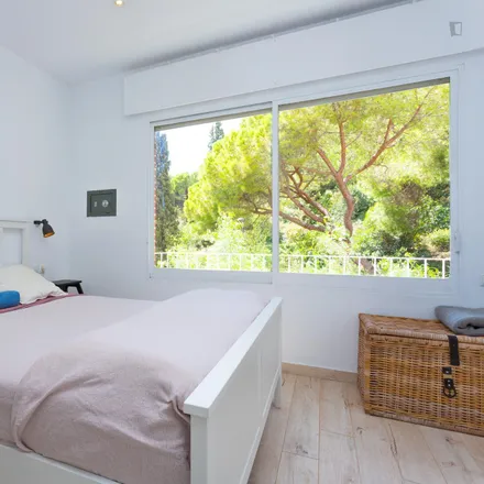 Rent this 3 bed apartment on Carrer de Ferran Puig in 61, 08023 Barcelona