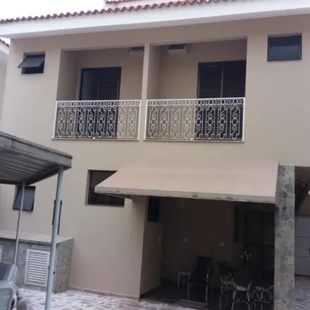 Buy this 5 bed house on Rua Geny Homsi in Jardim Tarraf 2, São José do Rio Preto - SP
