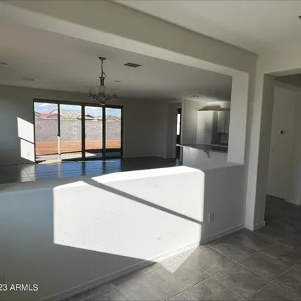 Image 4 - North Powers Parkway, Maricopa, AZ, USA - House for sale