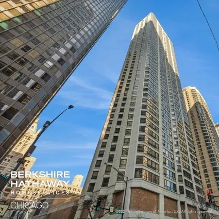 Buy this 3 bed condo on 400 East Ohio Street in Chicago, IL 60611