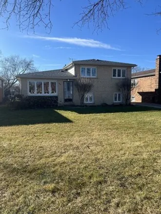 Rent this 3 bed house on 666 West Gladys Avenue in Addison Township, IL 60126