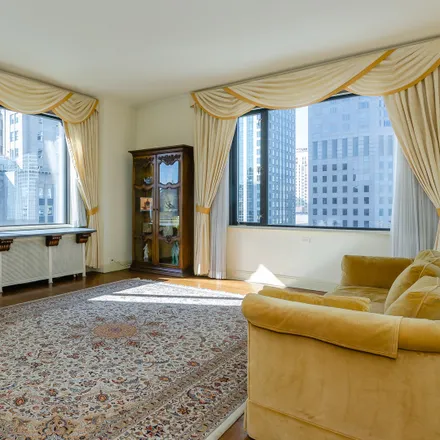 Image 9 - Drake Tower, 179 East Lake Shore Drive, Chicago, IL 60611, USA - House for sale