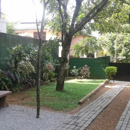 Rent this 3 bed apartment on Maharagama