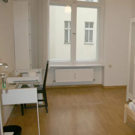 Rent this 5 bed room on Müllerstraße 6 in 13353 Berlin, Germany