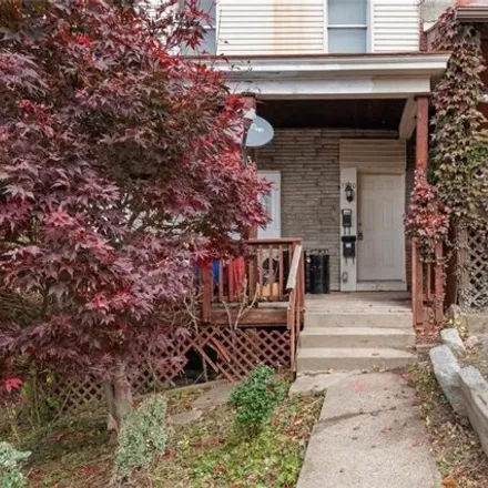 Image 2 - 1320 W Sycamore St, Pittsburgh, Pennsylvania, 15211 - House for sale
