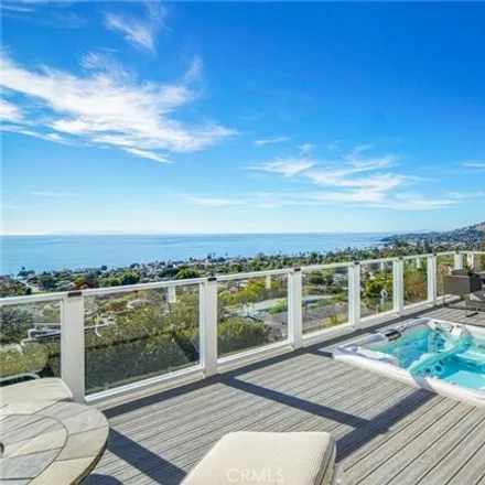 Image 1 - 1121 Coast View Drive, Laguna Beach, CA 92651, USA - House for rent