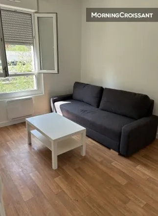 Rent this 2 bed apartment on Argenteuil in IDF, FR