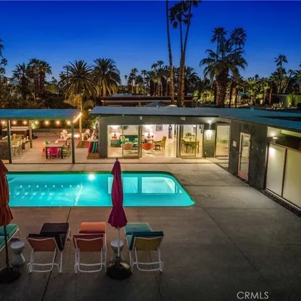 Image 3 - 1981 North Berne Drive, Palm Springs, CA 92262, USA - House for sale