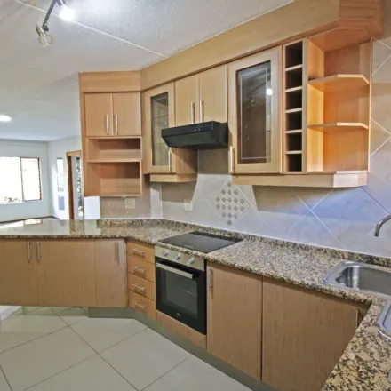 Image 9 - Portman Road, Bryanston, Sandton, 2152, South Africa - Apartment for rent