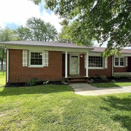 Buy this 3 bed house on 859 Mason Street in Mayfield, KY 42066
