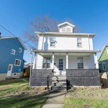Buy this 3 bed house on 632 Madison Avenue in Morgantown, WV 26501