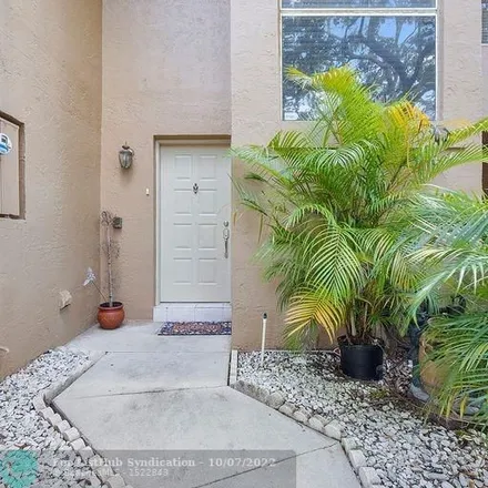 Image 3 - 584 North University Drive, Plantation, FL 33324, USA - Townhouse for rent