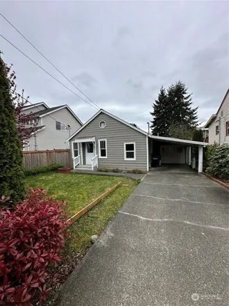 Rent this 3 bed house on 8541 Dayton Avenue North in Seattle, WA 98103