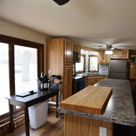 Image 3 - 2916 Gilman Drive, Village of Plover, WI 54467, USA - House for sale