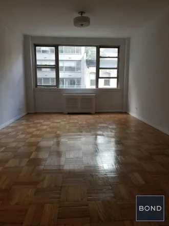 Rent this studio apartment on Prestige Barber Shop in 160 East 55th Street, New York