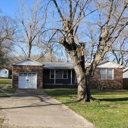Buy this 2 bed house on 644 MO 76 in Anderson, McDonald County