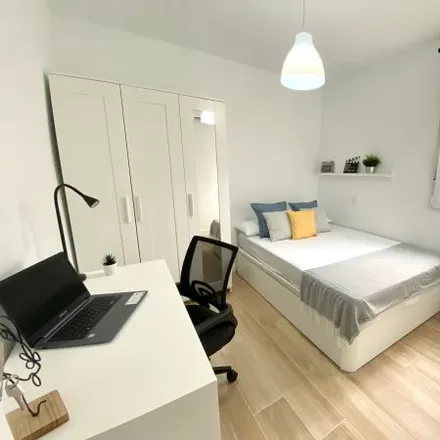 Rent this 3 bed room on Calle de Logroño in 3, 28931 Móstoles