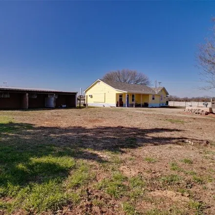 Image 3 - 1786 West Central Street, Stroud, OK 74079, USA - House for sale