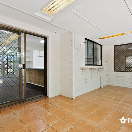Image 4 - Cyril Street, Bassendean WA 6054, Australia - Apartment for rent