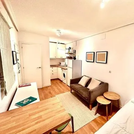 Rent this studio apartment on Calle de Gonzalo de Córdoba in 7, 28010 Madrid