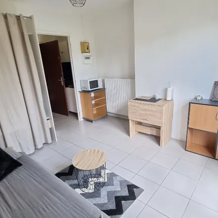 Rent this 1 bed apartment on 27 Allée Raymond Farbos in 40000 Mont-de-Marsan, France