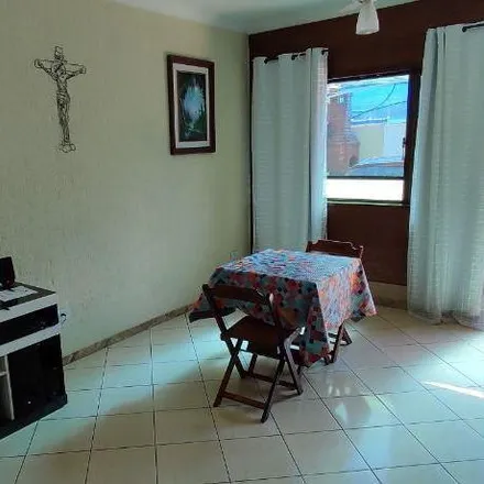 Buy this 2 bed house on Rua Nilza in Parque São Jorge, Rio das Ostras - RJ