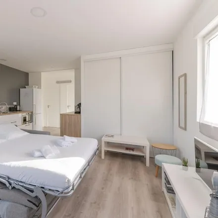 Rent this 1 bed apartment on 29830 Ploudalmézeau