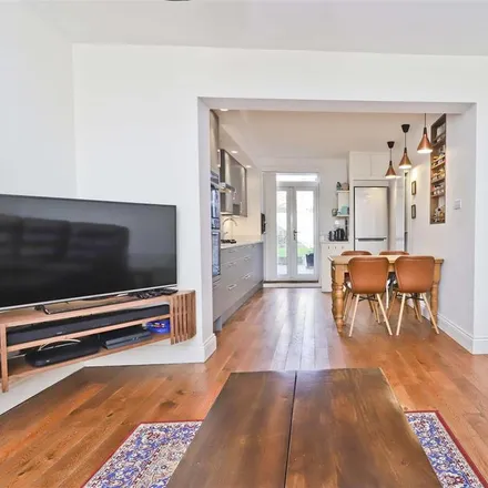 Rent this 3 bed apartment on 66 Ashmore Road in Kensal Town, London