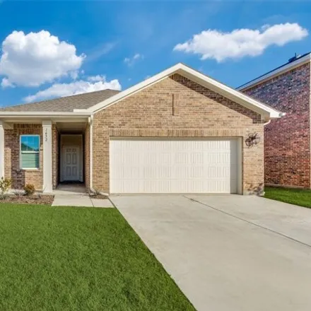 Rent this 4 bed house on Lunke Lane in Fort Worth, TX 76052