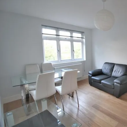 Rent this 2 bed apartment on Fordwych Road in London, NW2 3PA